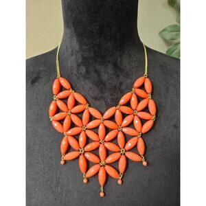 Women Statement Bib Necklace Faux Coral Beaded Floral Design With Lobster Clasp